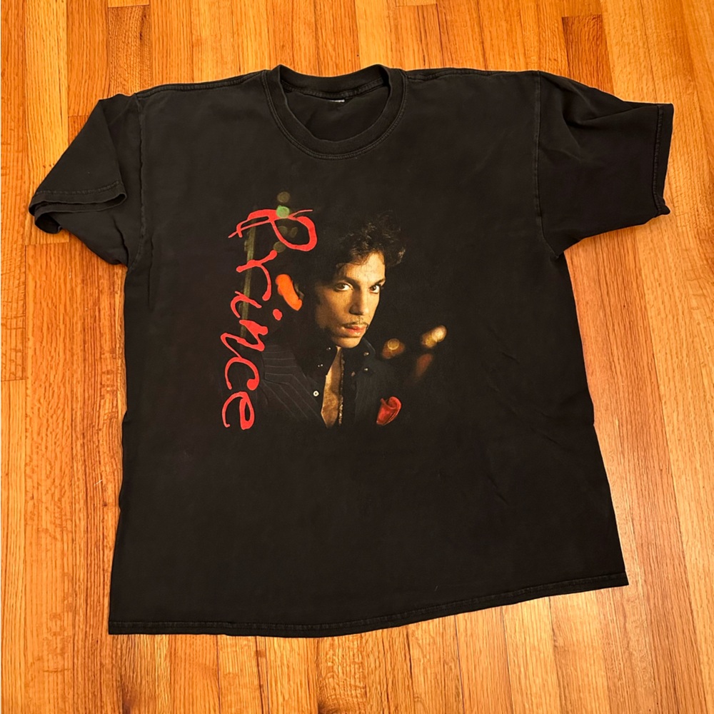 PRINCE MUSICOLOGY 2004EVER TOUR CONCERT T SHIRT RARE VINTAGE POP ROCK FUNK R&B